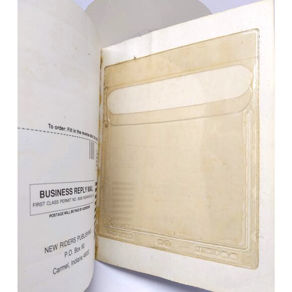 Vintage 1990 INSIDE COMPUSERVE Early Online User Guide Bulletin Board Computing - Picture 10 of 11